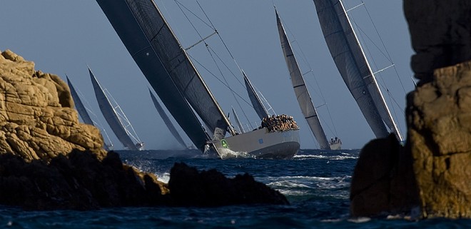Maxi division heads upwind - Maxi Yacht Rolex Cup ©  Rolex / Carlo Borlenghi http://www.carloborlenghi.net